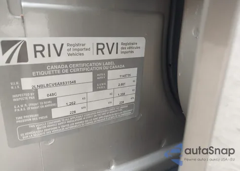 2010 Lincoln Town Car Signature Limited z USA, uszkodzony, nr VIN 2LNBL8CV6AX631548